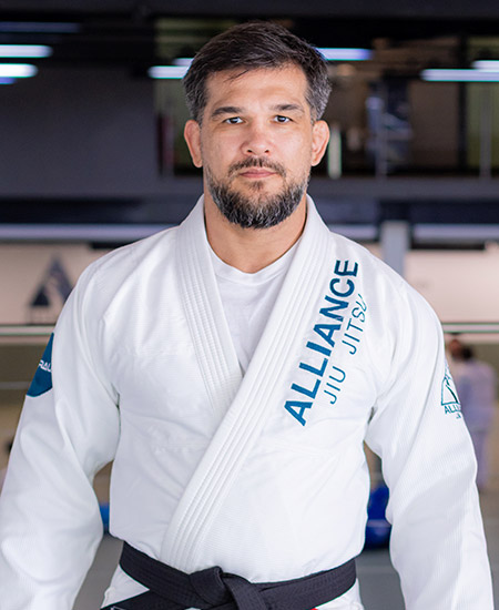 Michael Langhi (CEO)